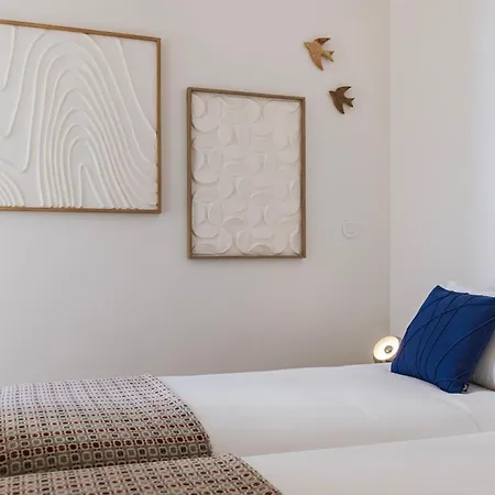 아파트 Luxury Flat In Downtown Douradores Ii 리스본